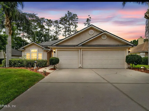 324 HAMMOCK GROVE Court, St. Johns, FL 32259