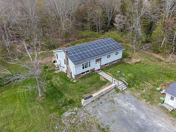 5th image of 37 Beech Brook Rd