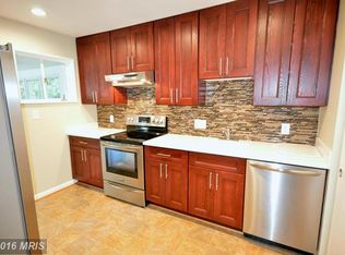 4919 Bristow Dr, Annandale, VA 22003