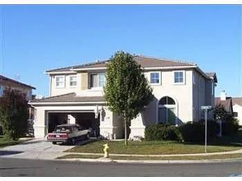 2449 Eureka Dr photo 1