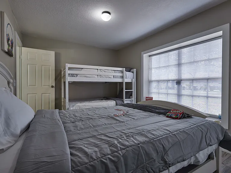 2602 Wrencrest Cir — Photo 21