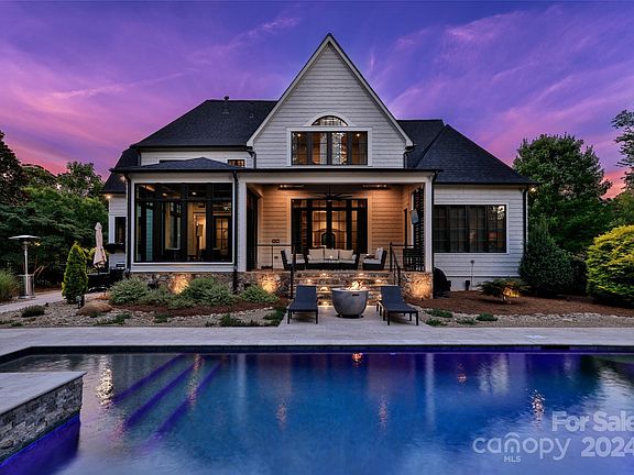 2nd image of 109 Deacons Pond Ct