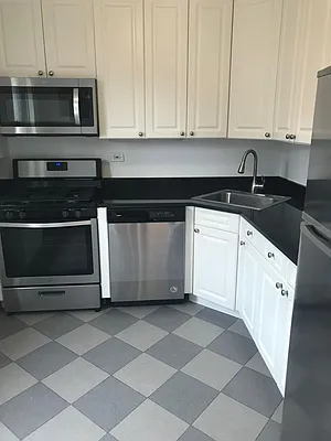 Rented by Hampshire Assets LLC | media 37