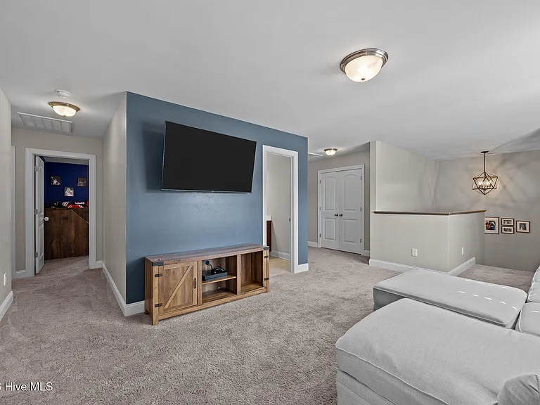 878 Stormy Gale Ln — Photo 30