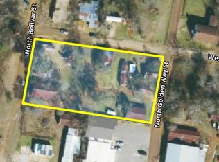 110 N Bolivar St, San Augustine, TX 75972