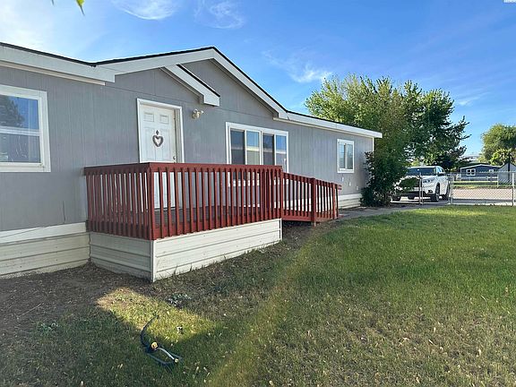 2nd image of 6633 Desert View Dr
