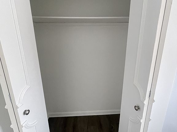 5th image of 205 E Saginaw Hwy #235-01