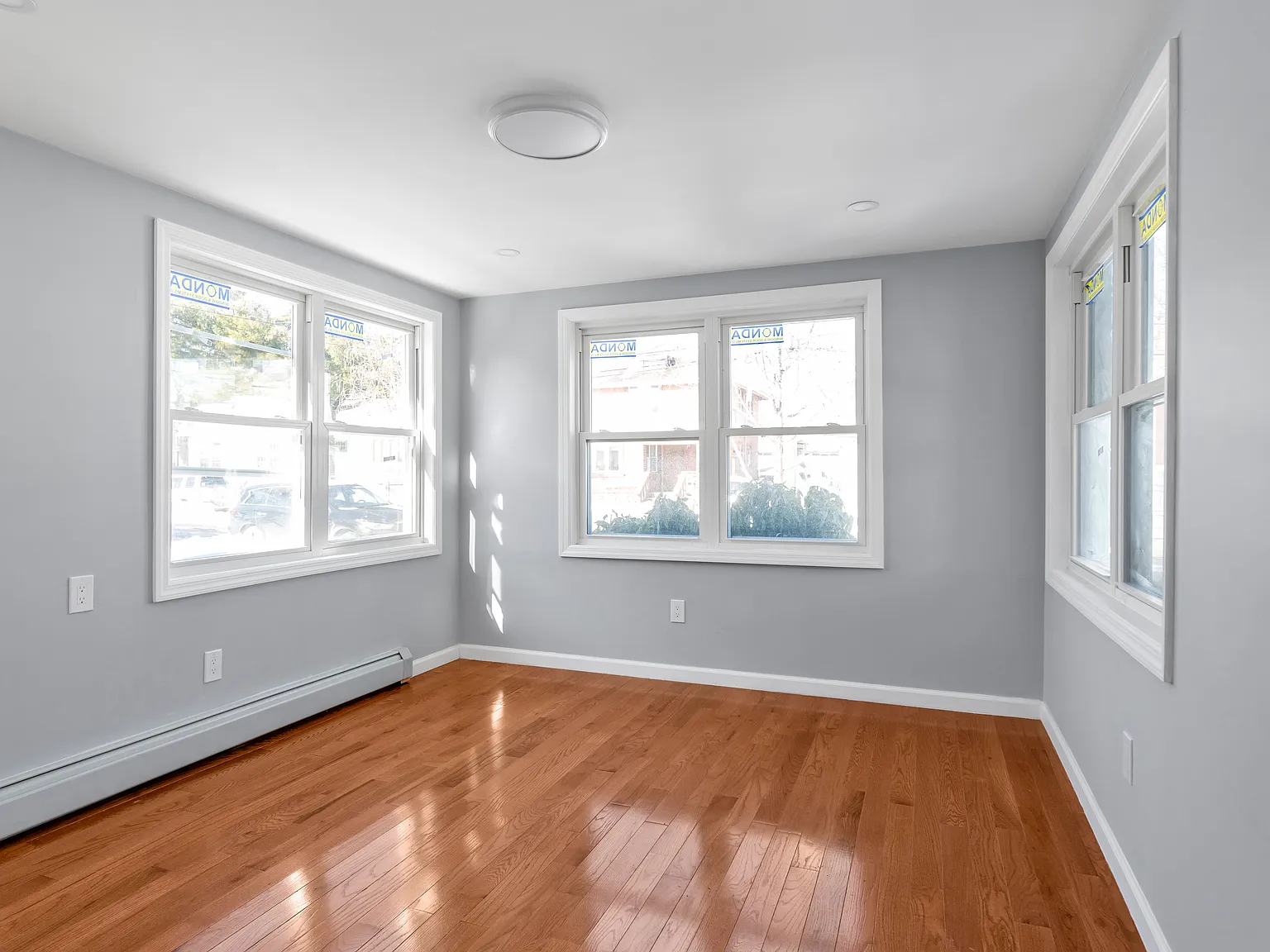 2 bed, 750 sqft, $2,800 — Photo 2
