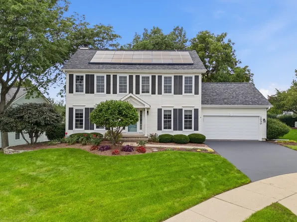1050 Hampshire Ln, Elgin, IL 60120