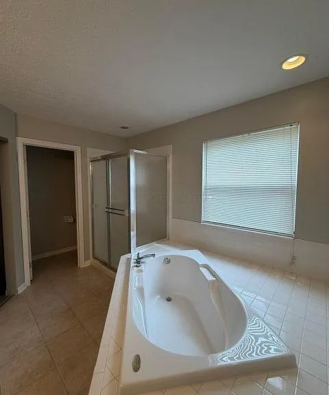 9372 Auburn Ave — Photo 16