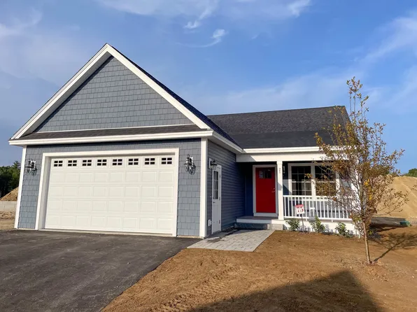21 Huckleberry Avenue #75, Epping, NH 03042