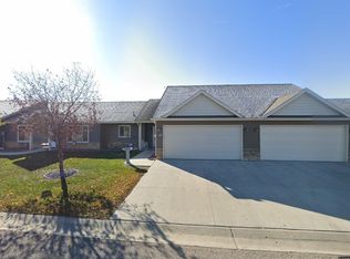 613 Cottonwood Ave, Litchfield, MN 55355