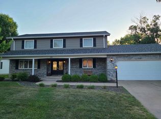 102 S Estates Dr, Salina, KS 67401