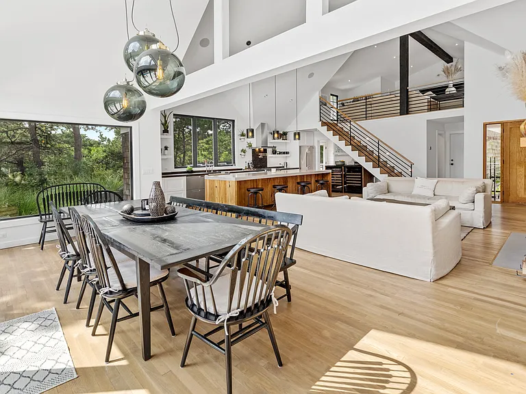 2 Castle Ct — Photo 7