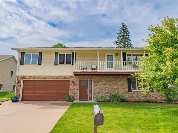 2218 Eulalia St, Cross Plains, WI 53528