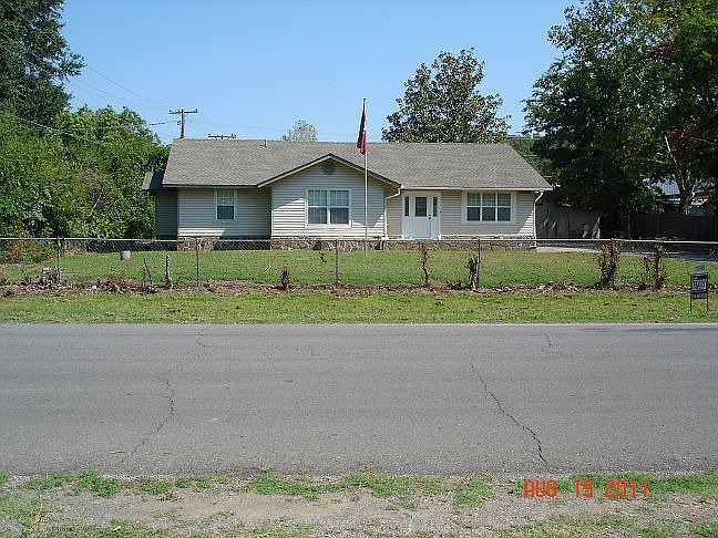1st image of 405 W Blair Ave