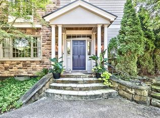 324 Shields Ln, Sewickley, PA 15143