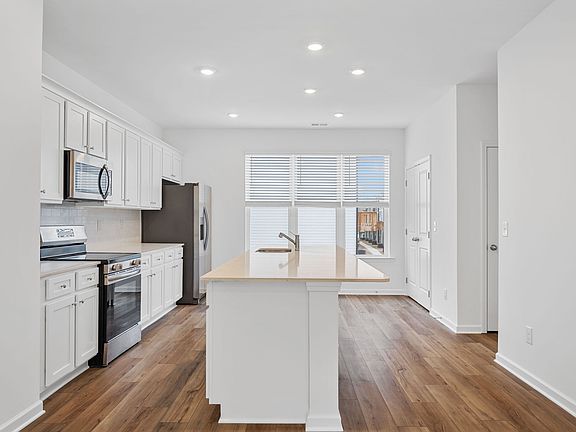 2nd image of 4178 Tillie Cir