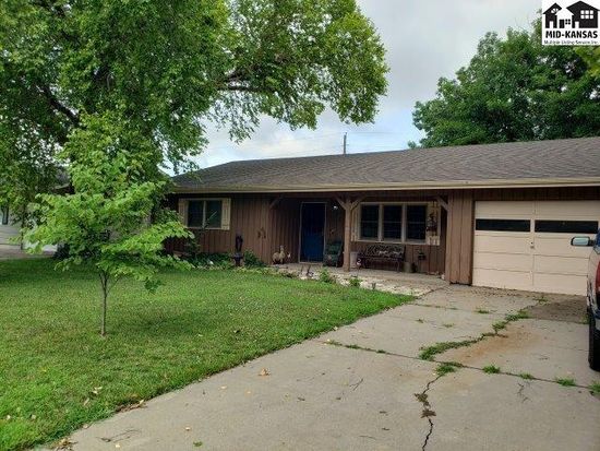 918 Sycamore Pl Mcpherson Ks 67460 Zillow