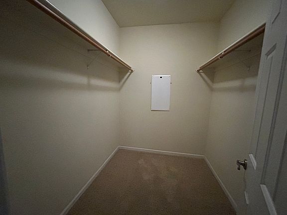 Walk-in closet