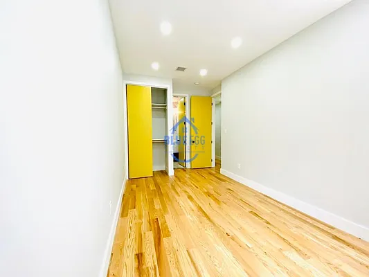 Rented by Blue Egg Realty Corp | media 28