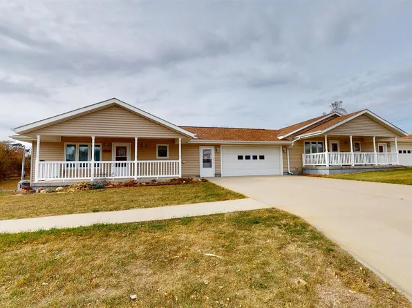 112 N 5th St, Newman Grove, NE 68758
