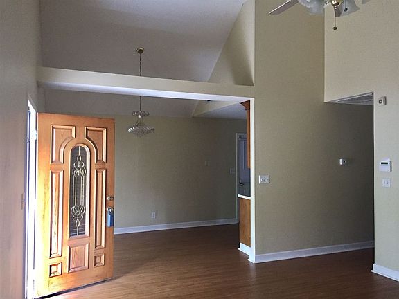 4th image of 111 Alanwood Ct