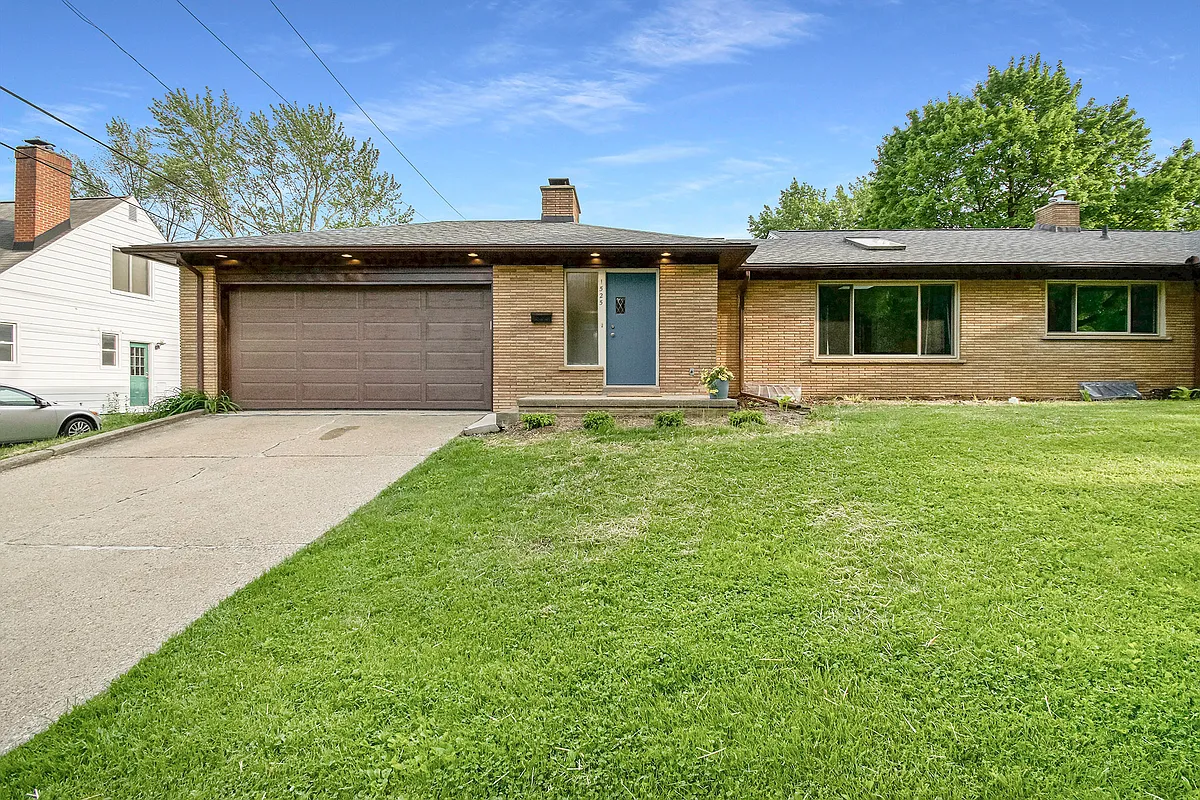 Building Photo - 1525 Arborview Blvd