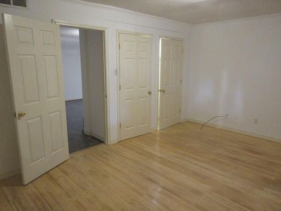 3rd image of 2307 Ursulines Ave