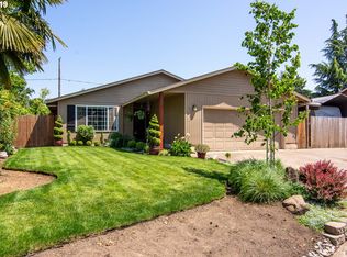 599 S 44th St, Springfield, OR 97478