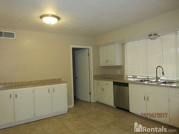5th image of 10608 Causeway Dr