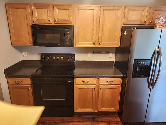 4th image of 460 Voyager Dr