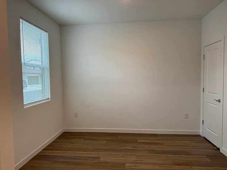 8143 Champart Cir — Photo 5