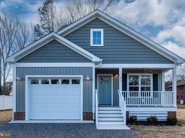 43 Monroe Dr, Colonial Beach, VA 22443