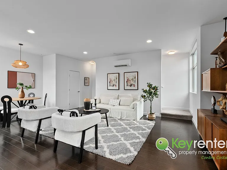 2514 S Washington St — Photo 17