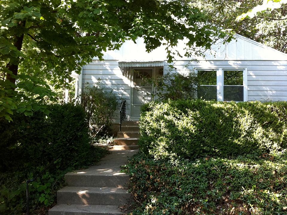 1st image of 1724 W 35th St