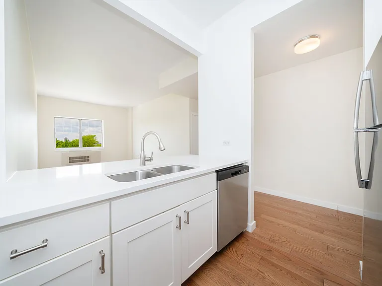 75-25 153rd St #551 — Photo 8