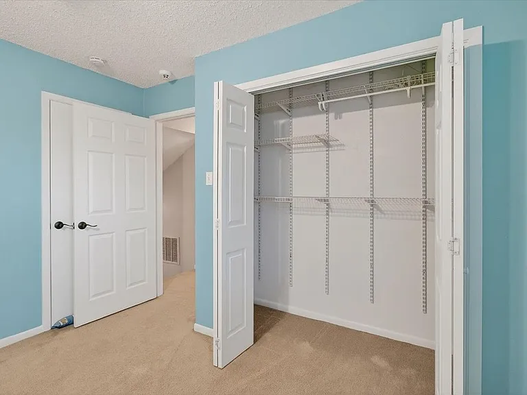 4026 Northwood Dr — Photo 28