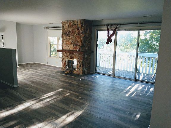 2nd image of 1446 Clairmont Ct