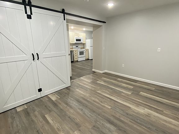 4th image of 65 Woods Edge Rd APT 16