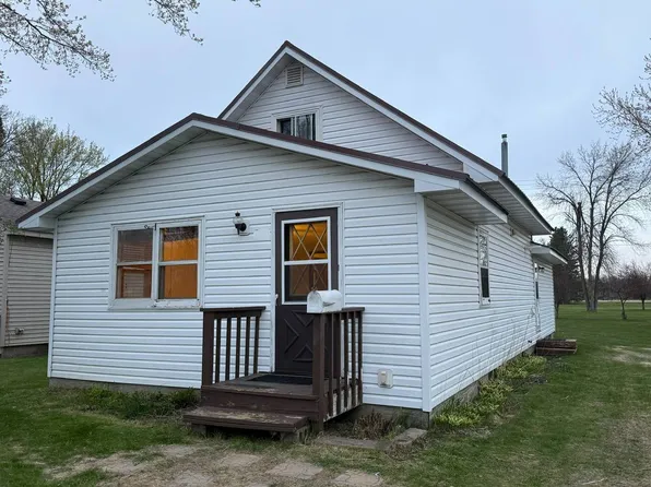 308 5th St NW, Aitkin, MN 56431