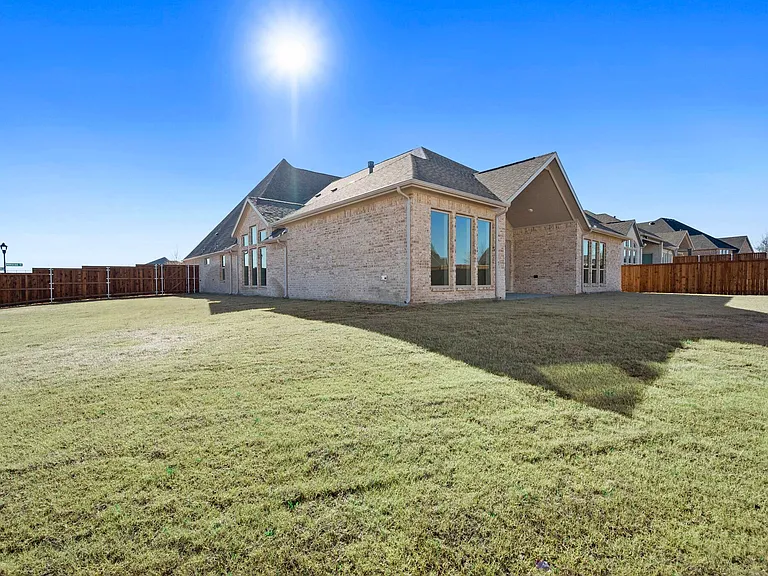 552 Horsetail Way — Photo 36