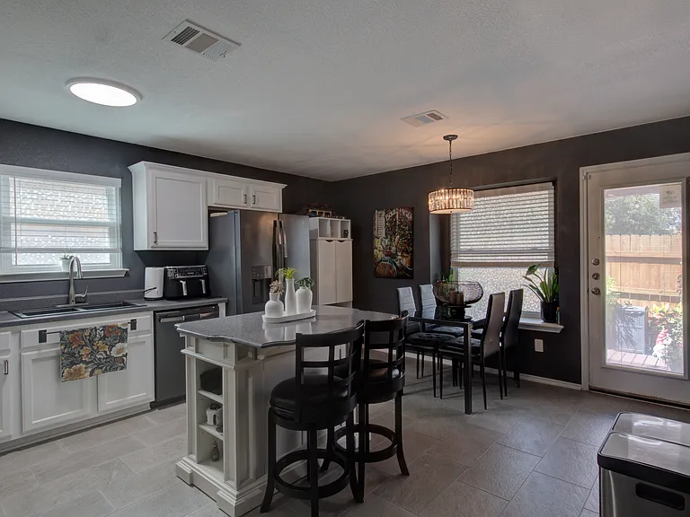 1021 Sweet Melissa Dr — Photo 6