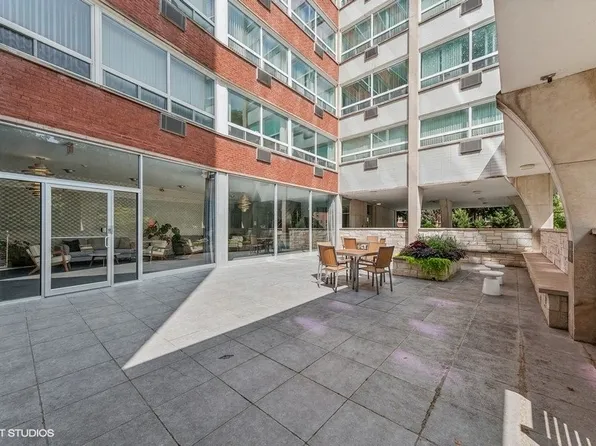 Presidential Apartments