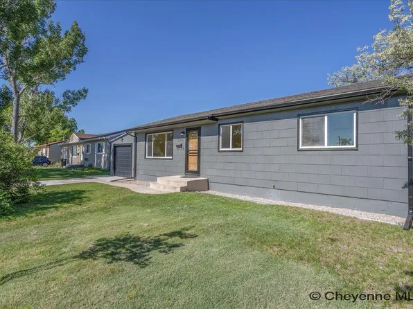 1108 Monroe Ave, Cheyenne, WY 82001
