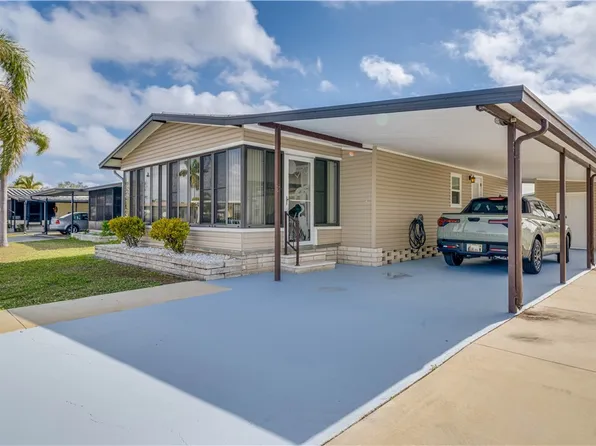 612 Sunrise Ave, North Fort Myers, FL 33903