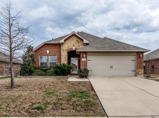 330 Laurel Ln, Fate, TX 75087