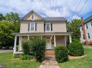 221 W Main St, Orange, VA