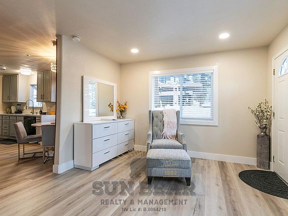 5th image of 568 Tyner Way