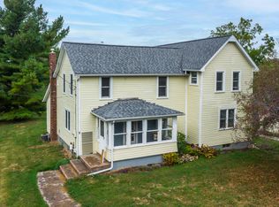 12356 Jennings Rd, Linden, MI 48451